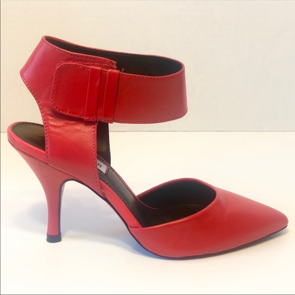 Steve Madden Swift Red Heels Size 8 - Picture 4 of 8